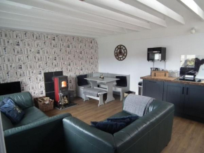 Borrowmoss Bothy, Charming & Characterful property, Wigtown